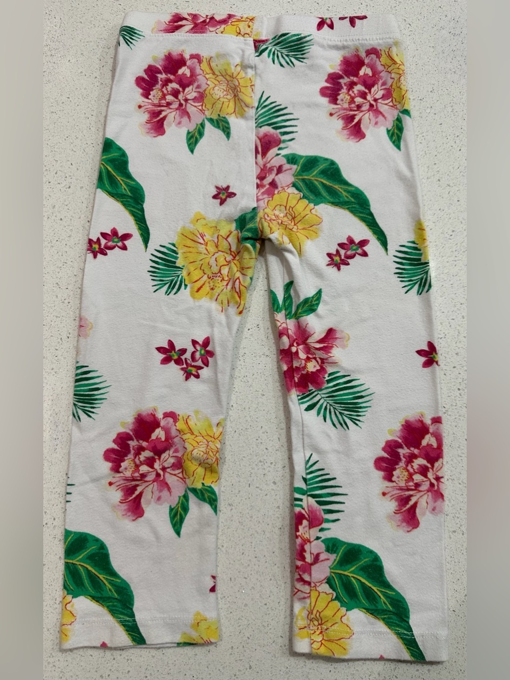 🎁Old Navy: Girls Leggings- Size 5T 🎁 - Picture 2 of 4